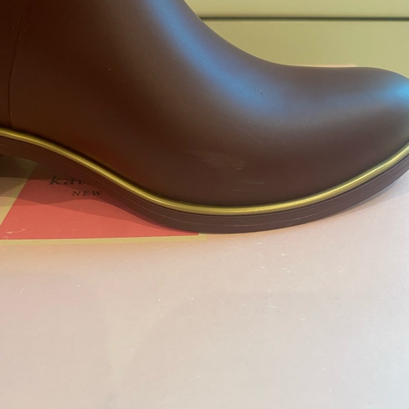 Kate Spade New York solstice rain boot - Cherrywood Size 6 - Picture 3 of 10